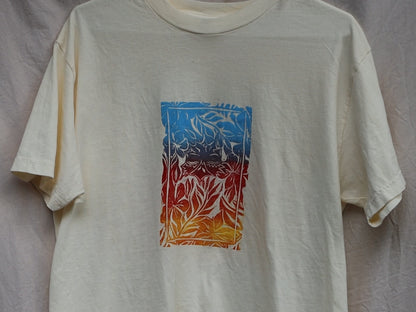 Peace tee gradient