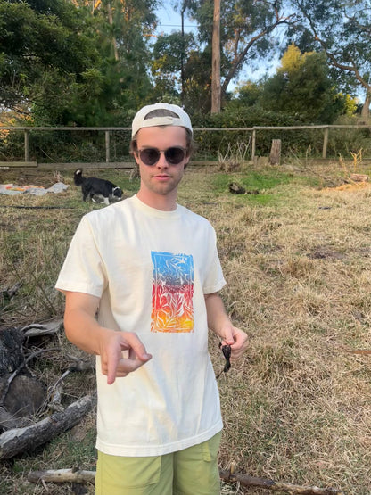Peace tee gradient